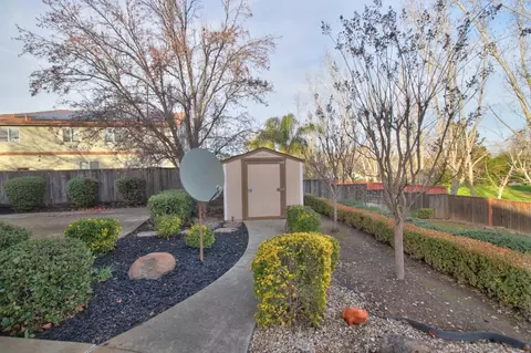 7740 Hyde Park Cir, Antelope, CA 95843 photo 46