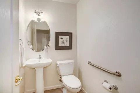 7740 Hyde Park Cir, Antelope, CA 95843 photo 17
