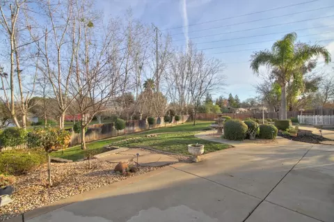 7740 Hyde Park Cir, Antelope, CA 95843 photo 48