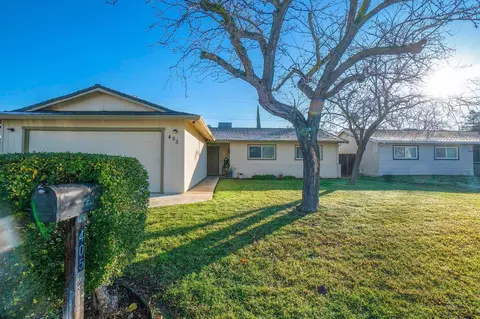 405 Porter Dr, Roseville, CA 95678