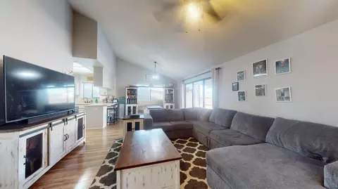 1441 7th St, Ripon, CA 95366 photo 4