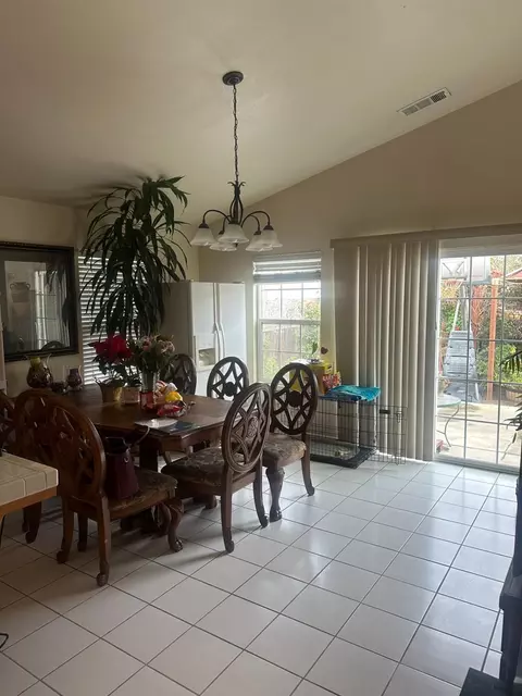 919 Leon Ave, Modesto, CA 95351 photo 8