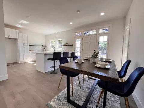 Dining - 404 E Jefferson St, Stockton, CA 95206 photo 5 of 5