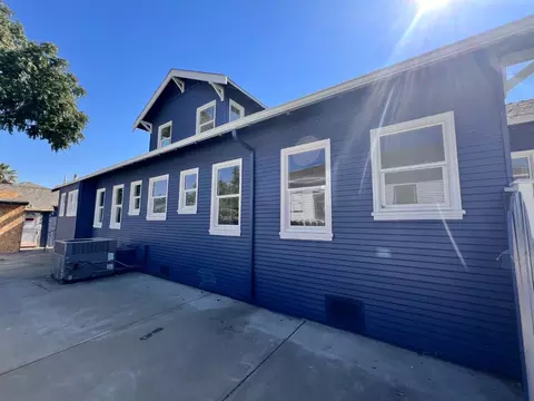 Exterior - 404 E Jefferson St, Stockton, CA 95206 photo 5 of 6