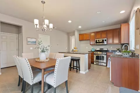 982 Courtyards Loop, Lincoln, CA 95648 photo 10