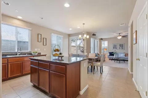 982 Courtyards Loop, Lincoln, CA 95648 photo 7