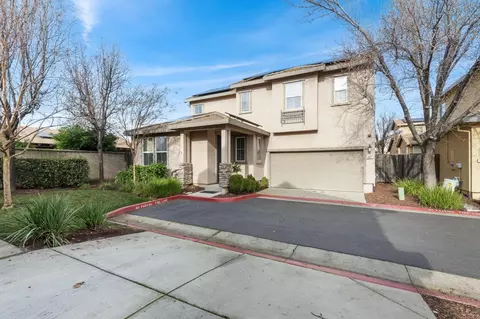 982 Courtyards Loop, Lincoln, CA 95648 photo 3