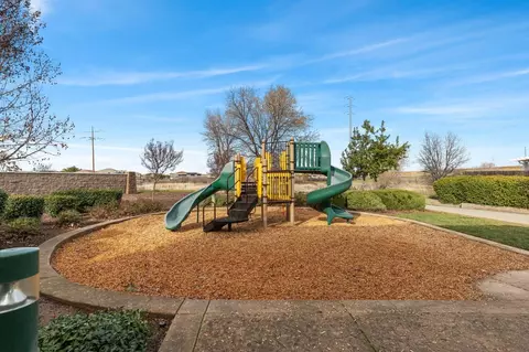 982 Courtyards Loop, Lincoln, CA 95648 photo 31