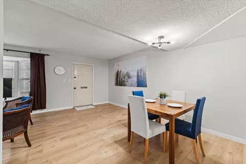 Dining - 4051 Oak Villa Cir, Carmichael, CA 95608 photo 3 of 3