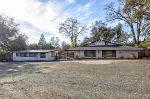 22004 Parrots Ferry Rd, Sonora, CA 95370 photo 5