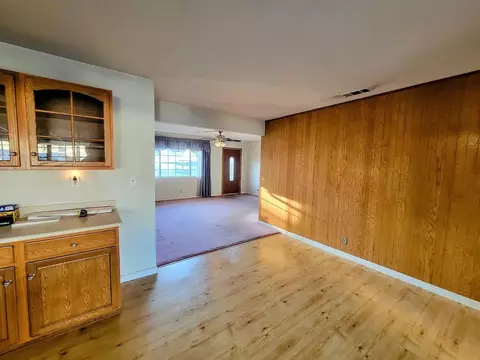 8527 Deervale Rd, Dublin, CA 94568 photo 4
