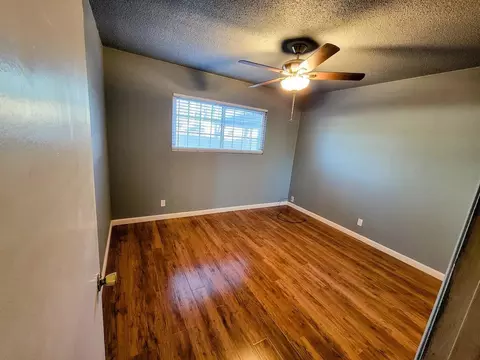 8527 Deervale Rd, Dublin, CA 94568 photo 9