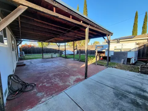 8527 Deervale Rd, Dublin, CA 94568 photo 18