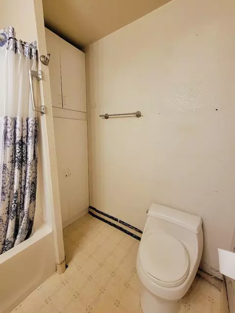 8527 Deervale Rd, Dublin, CA 94568 photo 12