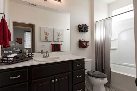 1294 Veteran St, Manteca, CA 95337 photo 8