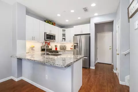 1004 Esplanade Cir, Folsom, CA 95630 photo 15