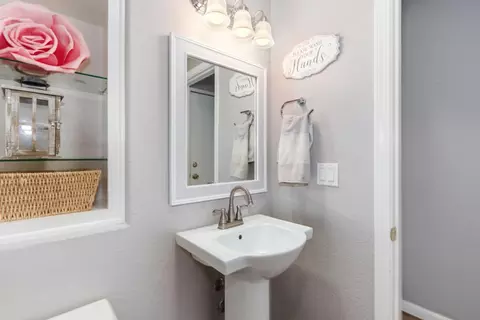 1004 Esplanade Cir, Folsom, CA 95630 photo 38