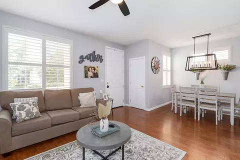 1004 Esplanade Cir, Folsom, CA 95630 photo 9