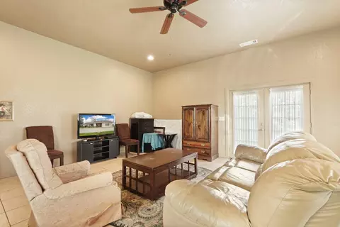 9595 E Jahant Rd, Acampo, CA 95220 photo 4