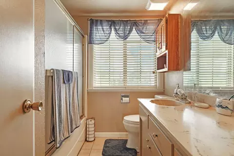 9595 E Jahant Rd, Acampo, CA 95220 photo 28