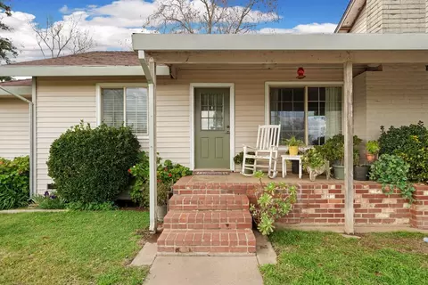 9595 E Jahant Rd, Acampo, CA 95220 photo 2