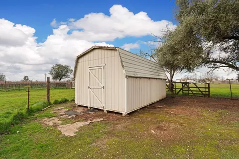 9595 E Jahant Rd, Acampo, CA 95220 photo 35