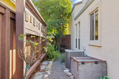 Exterior - 227 Tern Pl, Davis, CA 95616 photo 6 of 7