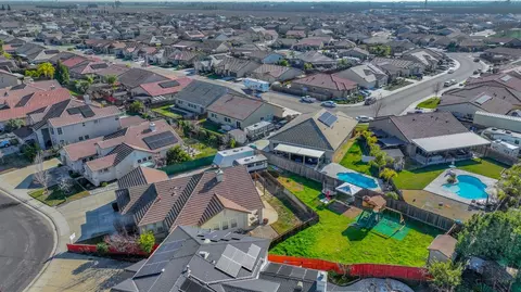 View/Area - 402 Albrecht St, Manteca, CA 95337 photo 7 of 7