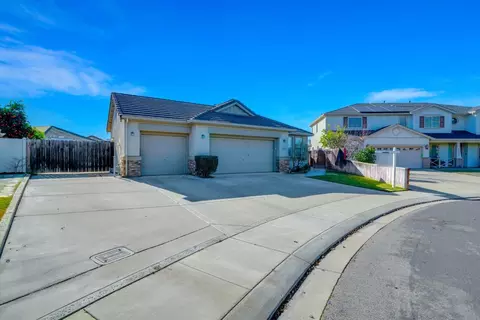 Other - 402 Albrecht St, Manteca, CA 95337 photo 1 of 9