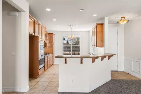 Entry Way - 2326 Shadow Berry Dr, Manteca, CA 95336 photo 4 of 6