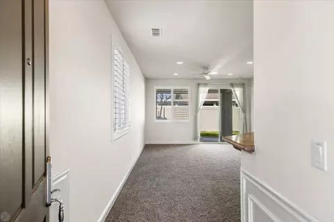 Entry Way - 2326 Shadow Berry Dr, Manteca, CA 95336 photo 2 of 6