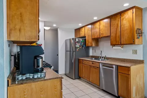 1913 Aarvig Ln, Ceres, CA 95307 photo 8
