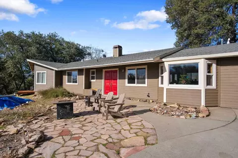 Exterior - 22022 Montgomery Rd, Sonora, CA 95370 photo 4 of 16