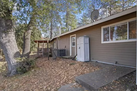 Exterior - 22022 Montgomery Rd, Sonora, CA 95370 photo 16 of 16