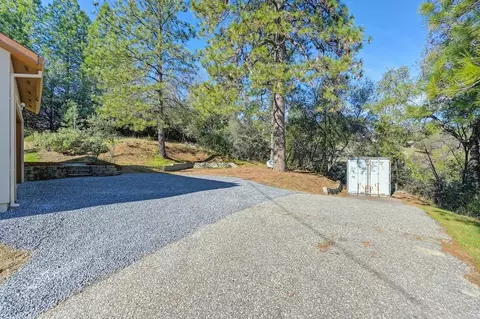 Exterior - 870 Hilltop Ct, Applegate, CA 95703 photo 16 of 18