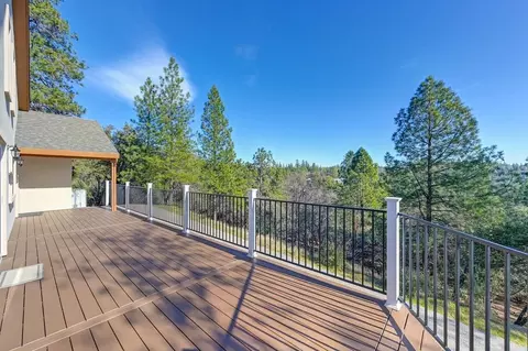 Exterior - 870 Hilltop Ct, Applegate, CA 95703 photo 8 of 18