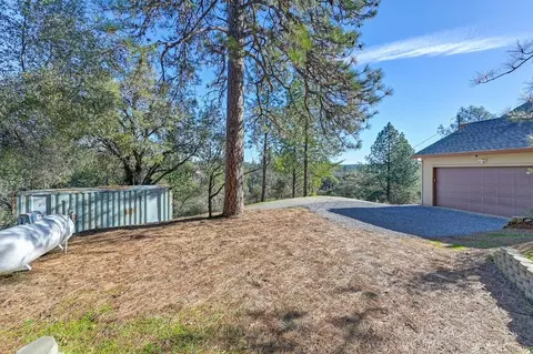 Exterior - 870 Hilltop Ct, Applegate, CA 95703 photo 15 of 18