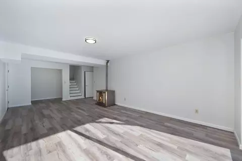 Living - 870 Hilltop Ct, Applegate, CA 95703 photo 5 of 8