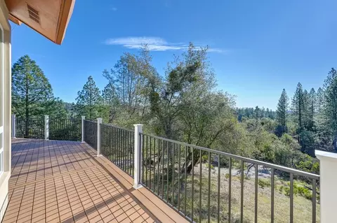 Exterior - 870 Hilltop Ct, Applegate, CA 95703 photo 9 of 18