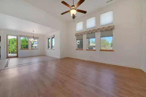 Living - 2007 Thomas Dr, Jackson, CA 95642 photo 1 of 6