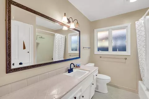 Bath - 4821 Jan Dr, Carmichael, CA 95608 photo 1 of 5