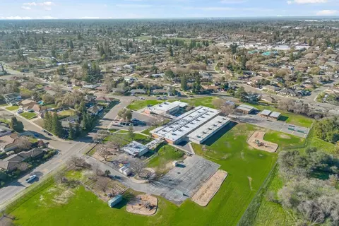 View/Area - 4821 Jan Dr, Carmichael, CA 95608 photo 6 of 8