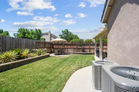 Exterior - 3700 Kee Ct, Modesto, CA 95355 photo 3 of 4