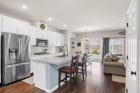 Kitchen - 3700 Kee Ct, Modesto, CA 95355 photo 1 of 3