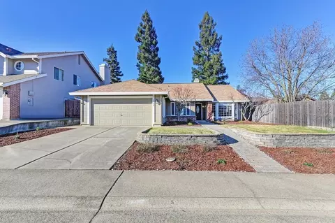 1293 Antrim Dr, Roseville, CA 95747