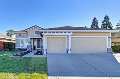 6237 Big Bend Dr, Roseville, CA 95678