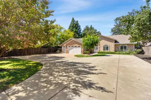 2617 Garfield Ave, Carmichael, CA 95608 photo 2