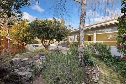 2034 Edgewood Dr, Lodi, CA 95242 photo 32