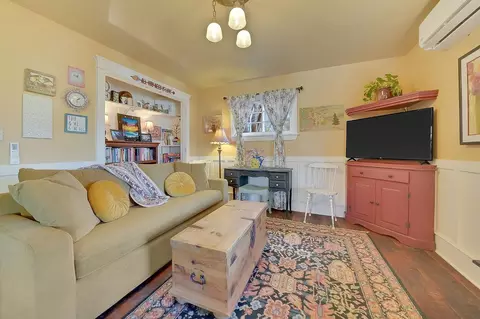 Living - 30 Nickerson St, Sutter Creek, CA 95685 photo 8 of 10