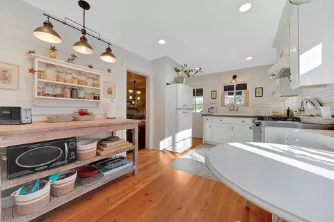 Kitchen - 30 Nickerson St, Sutter Creek, CA 95685 photo 4 of 7